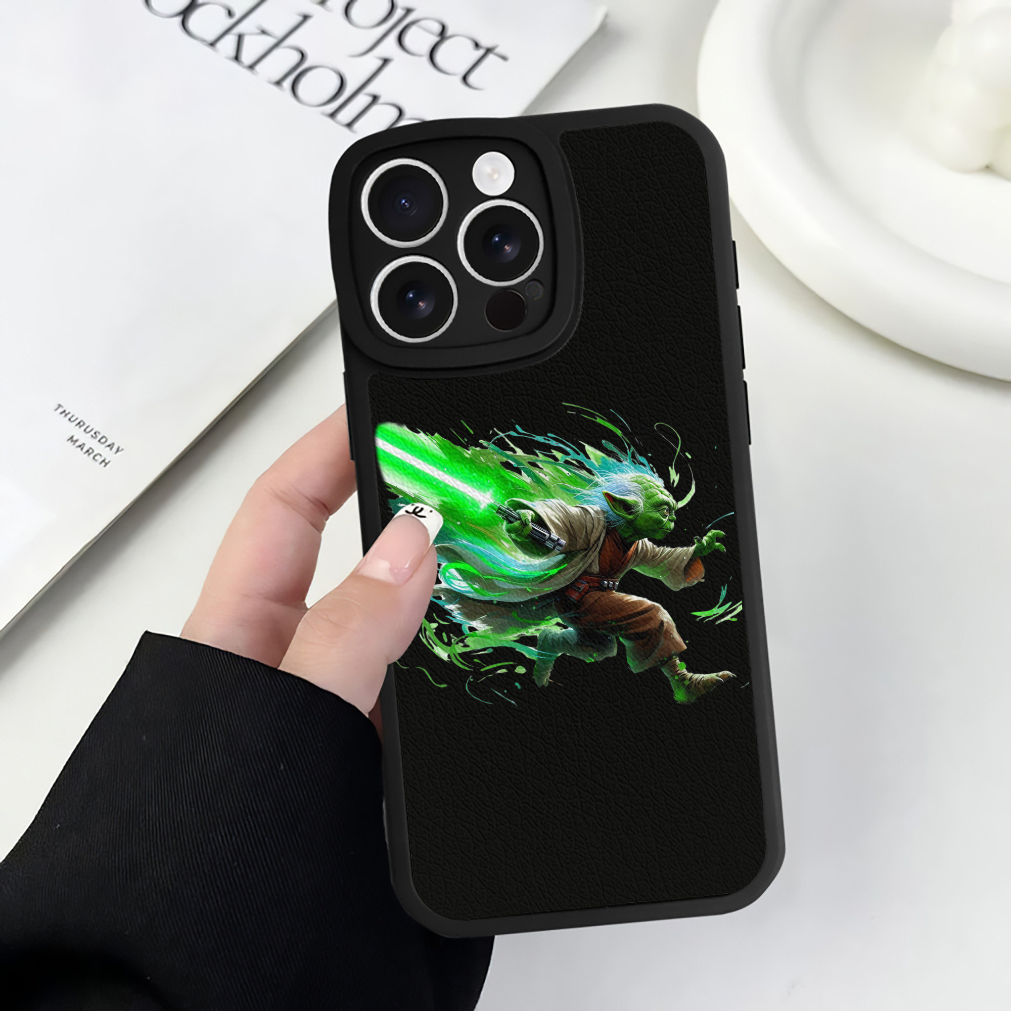 （画像用） スター・ウォーズ Star Wars 【iPhone 16シリーズ対応】シリコンスマホケース（レザー調） 材質：シリコン